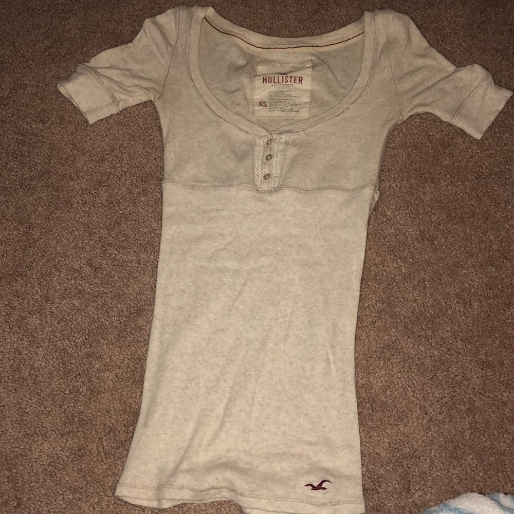 Short sleeve top